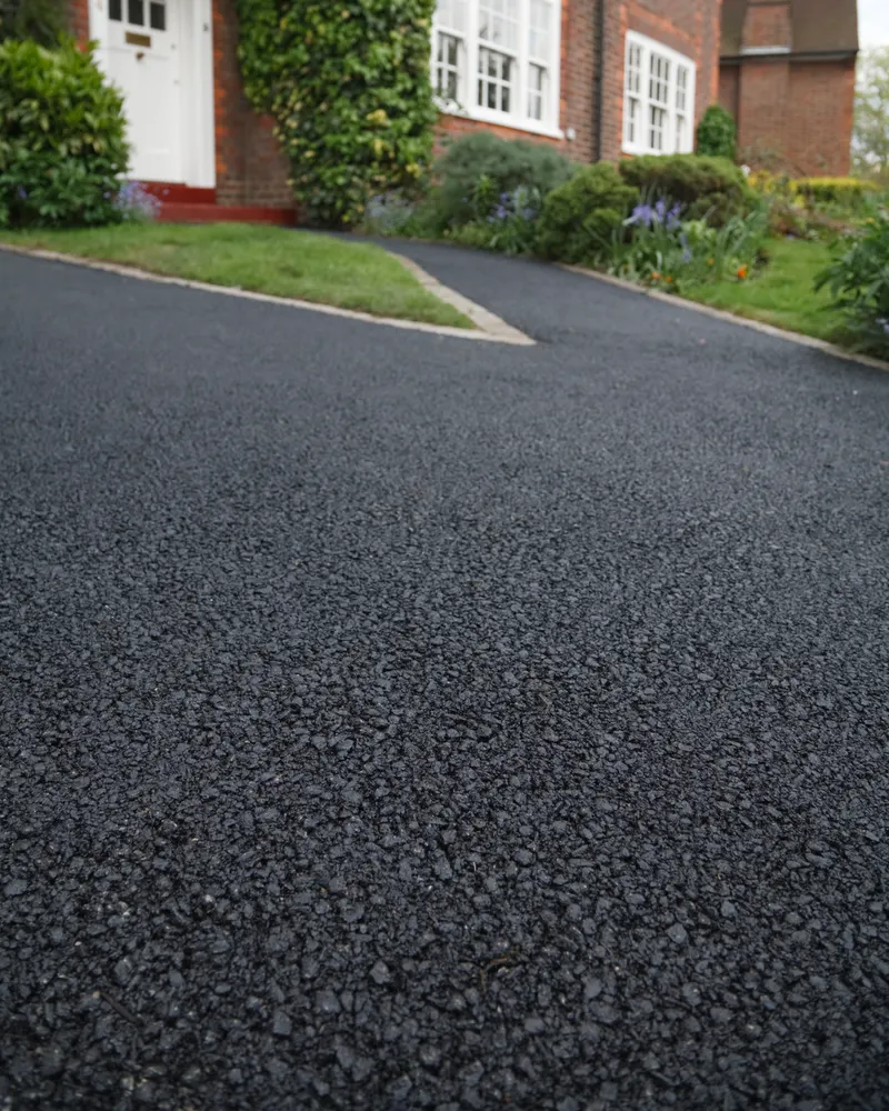 Tarmac Driveways by Prime Paving and Resin