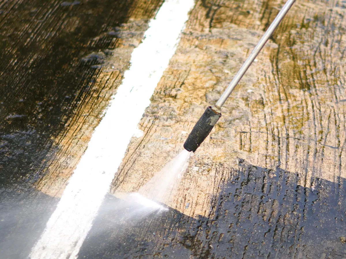 Driveway cleaning