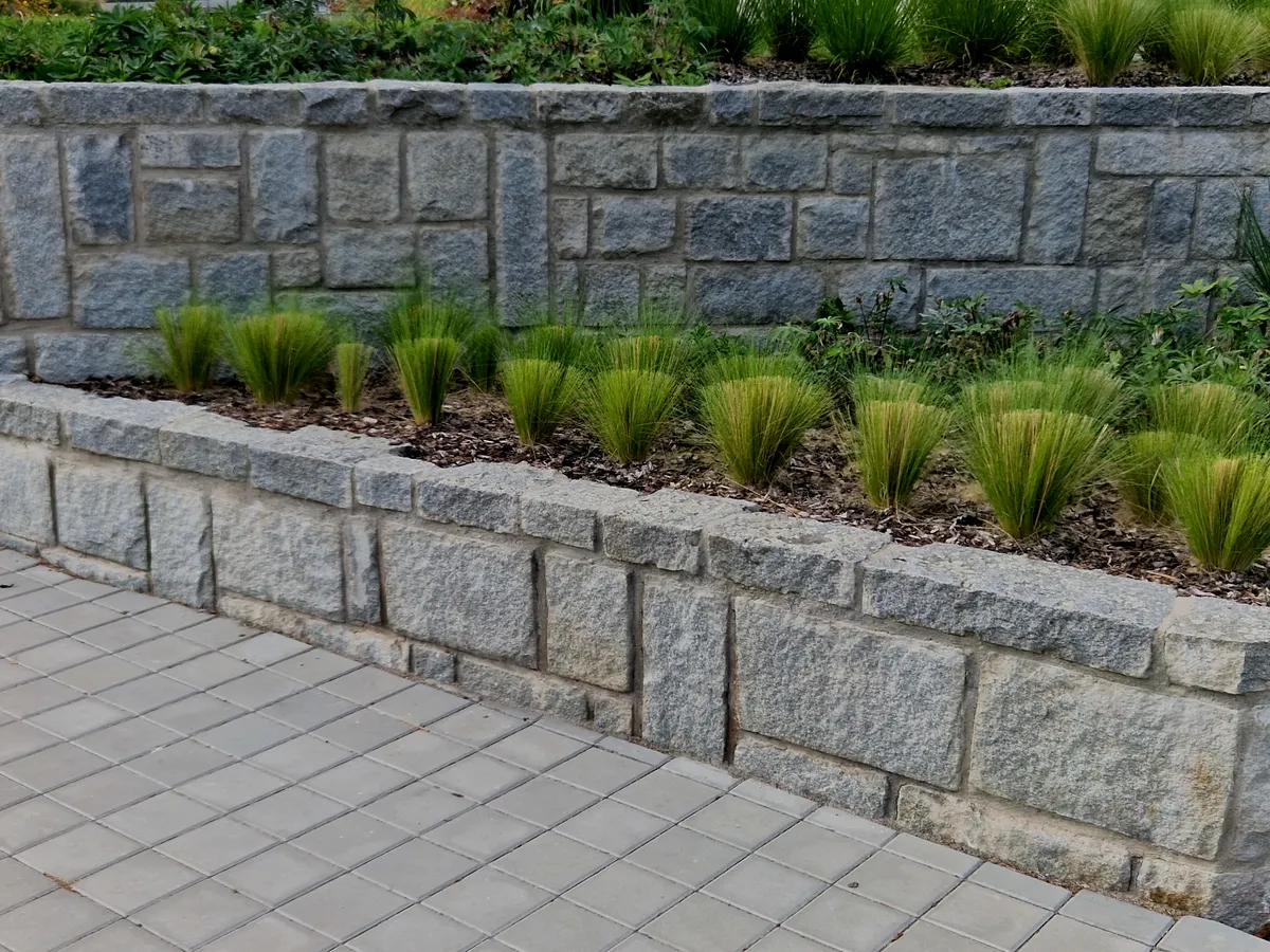 Retaining walls