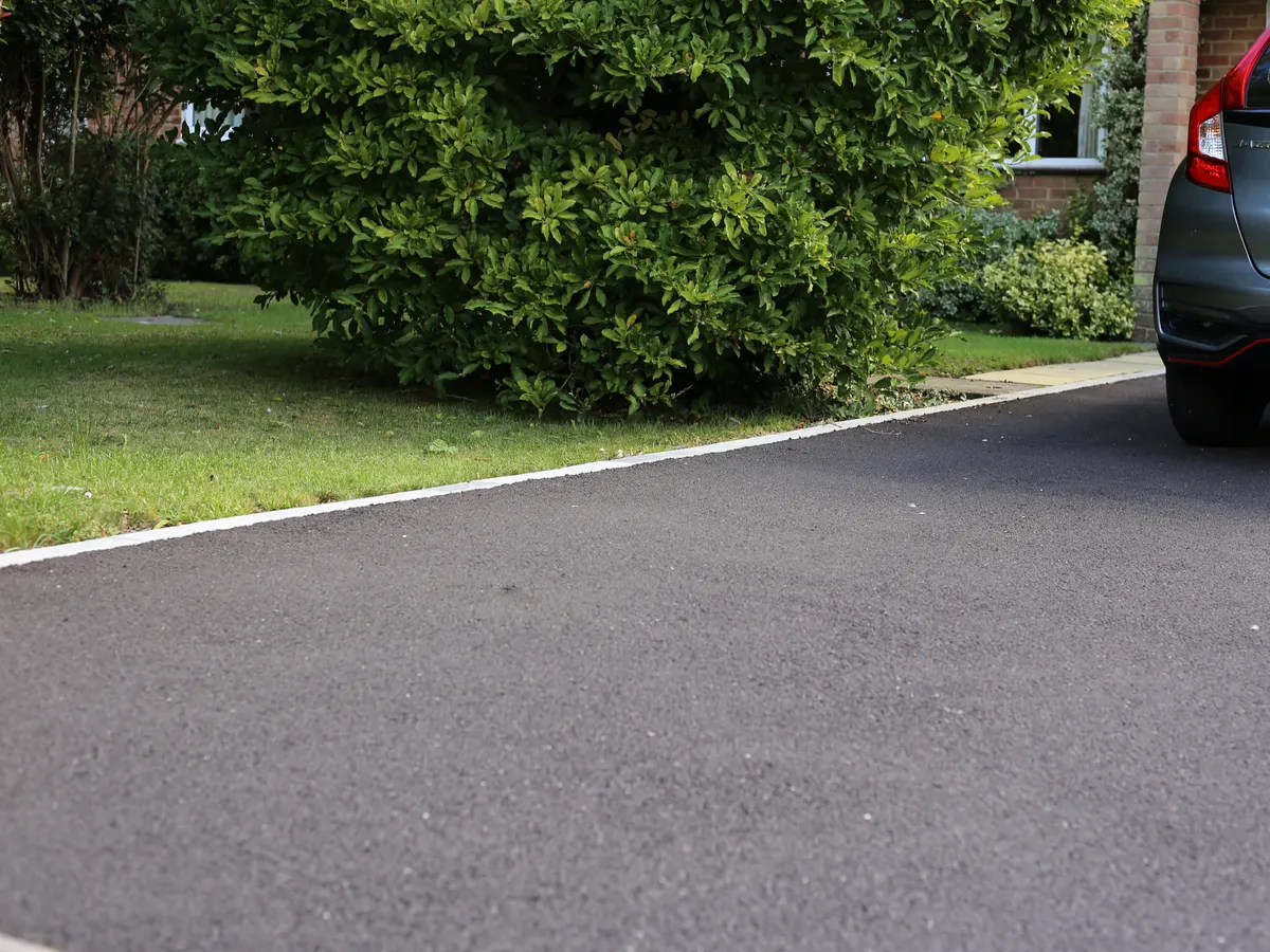 Tarmac driveways
